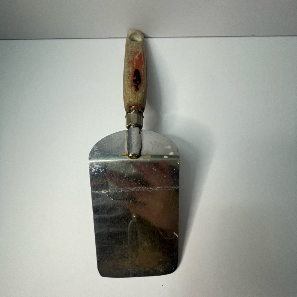 Ekco Vintage Chromium Metal Spatula with Wooden Handle - Picture 3 of 5